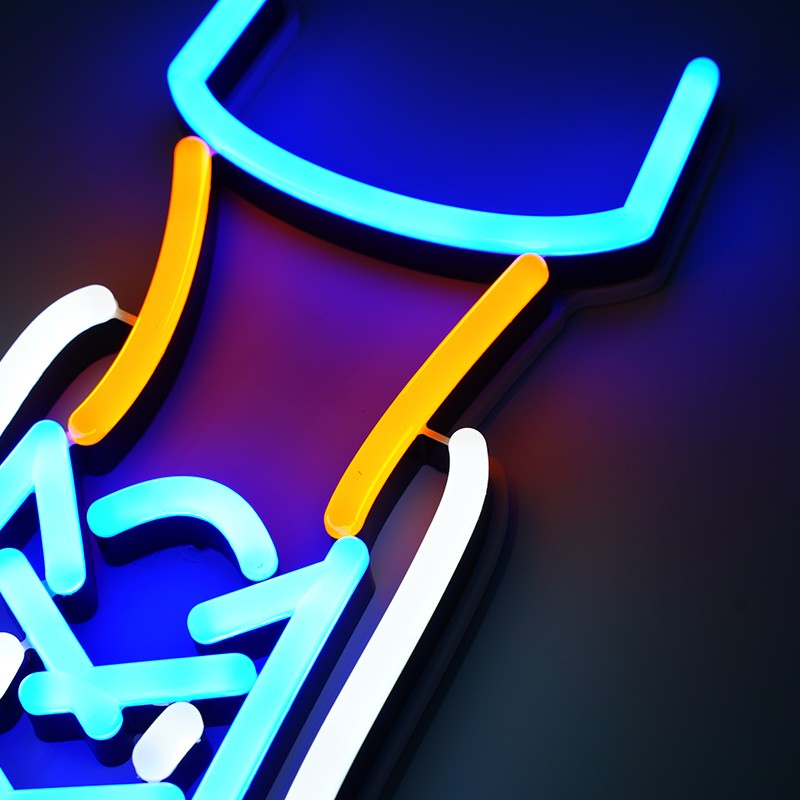 Pouring Neon shoe2